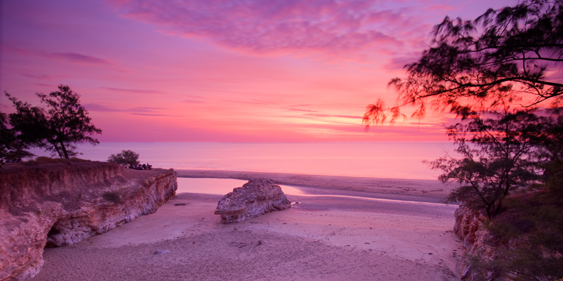 _MG_0729m2w.jpg - Soft colours - Dripstone Rocks, Casuarina, Darwin, NT.